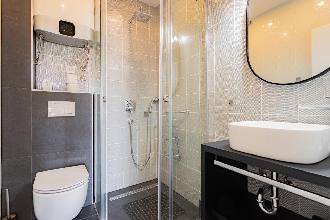 Apartmani Benzon Башка-Вода Экстерьер фото