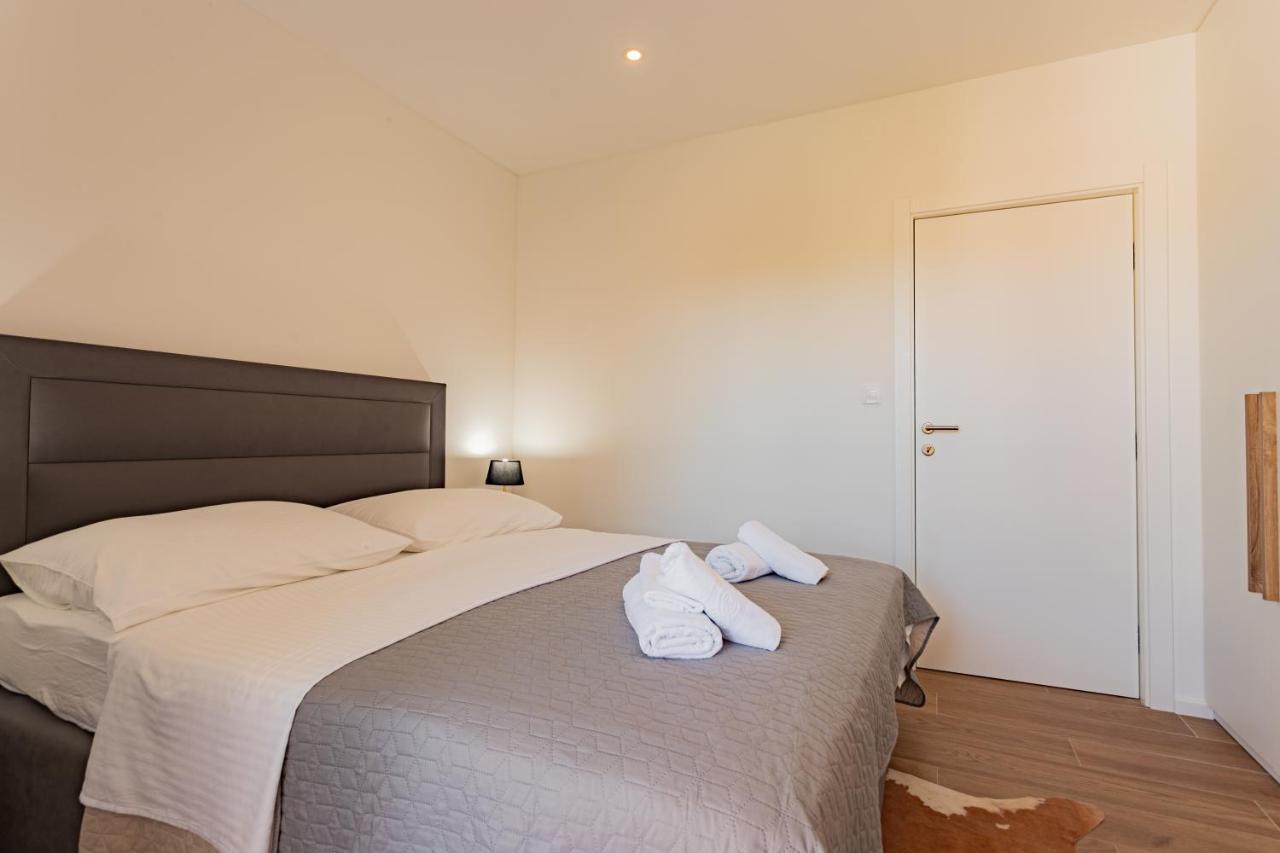 Apartmani Benzon Башка-Вода Экстерьер фото