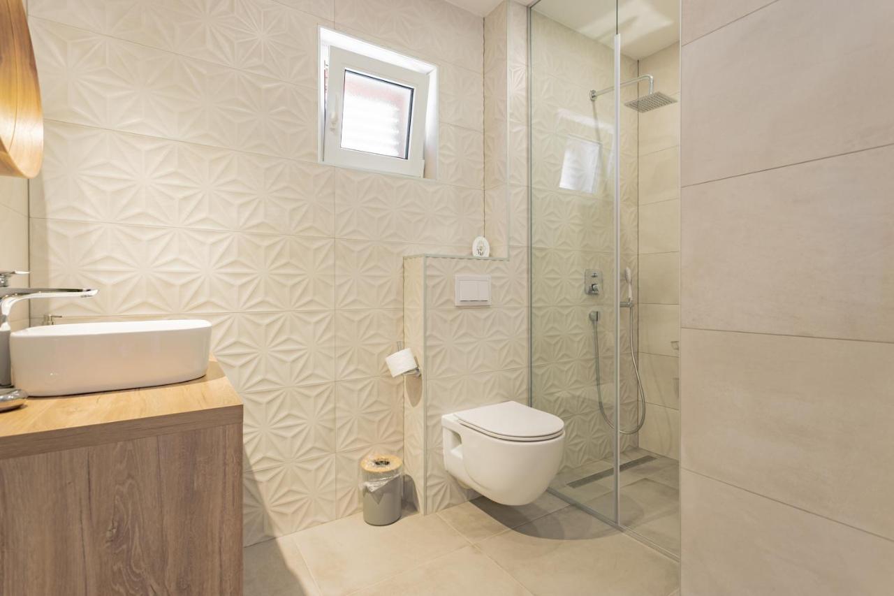 Apartmani Benzon Башка-Вода Экстерьер фото
